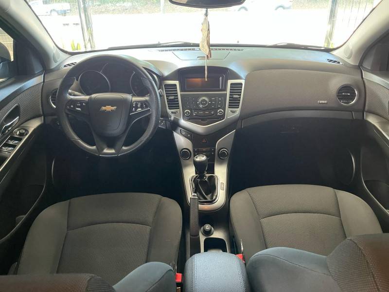 CHEVROLET - CRUZE - 2012/2012 - Branca - R$ 62.900,00