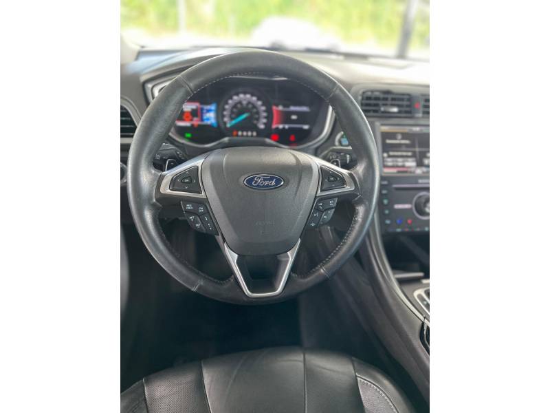 FORD - FUSION - 2016/2016 - Cinza - R$ 91.900,00