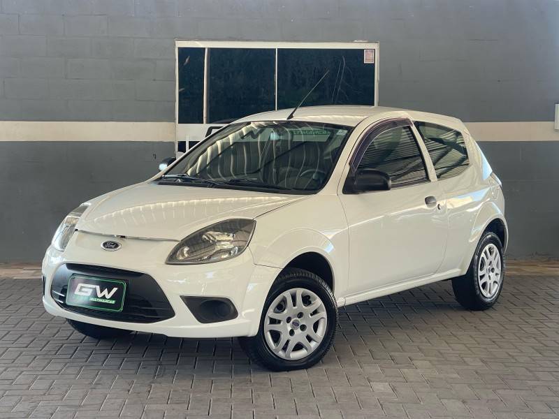 FORD - KA - 2011/2012 - Branca - R$ 23.900,00