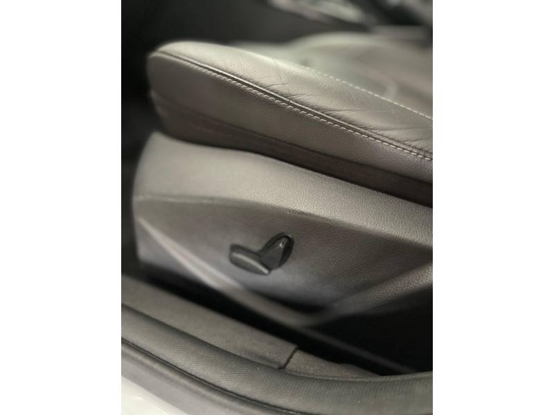 FORD - FOCUS - 2016/2016 - Branca - R$ 72.900,00