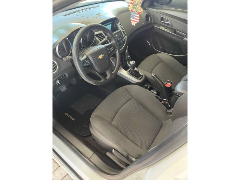 CHEVROLET - CRUZE - 2012/2012 - Branca - R$ 62.900,00