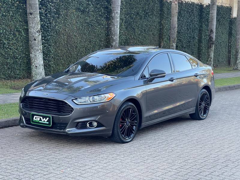 FORD - FUSION - 2016/2016 - Cinza - R$ 91.900,00