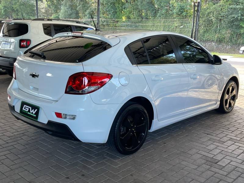 CHEVROLET - CRUZE - 2012/2012 - Branca - R$ 62.900,00