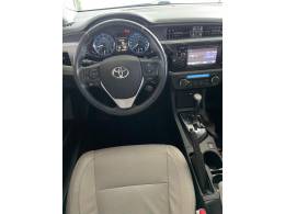 TOYOTA - COROLLA - 2015/2015 - Branca - R$ 88.900,00