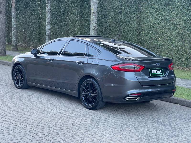 FORD - FUSION - 2016/2016 - Cinza - R$ 91.900,00