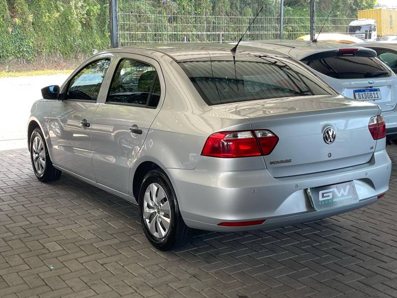 VOLKSWAGEN - VOYAGE - 2014/2014 - Prata - R$ 41.900,00