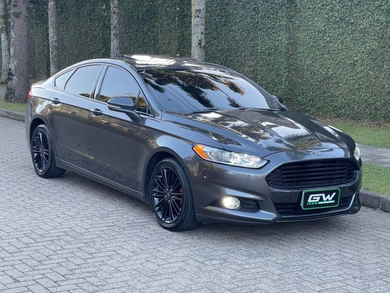 FORD - FUSION - 2016/2016 - Cinza - R$ 91.900,00