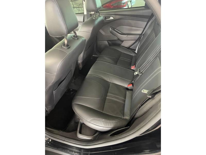 FORD - FOCUS - 2014/2014 - Azul - R$ 57.900,00