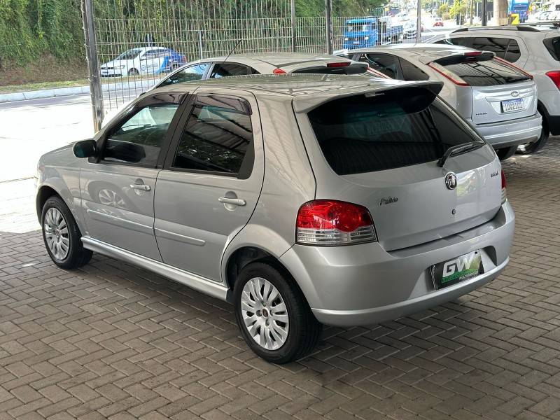 FIAT - PALIO - 2009/2010 - Prata - R$ 28.900,00