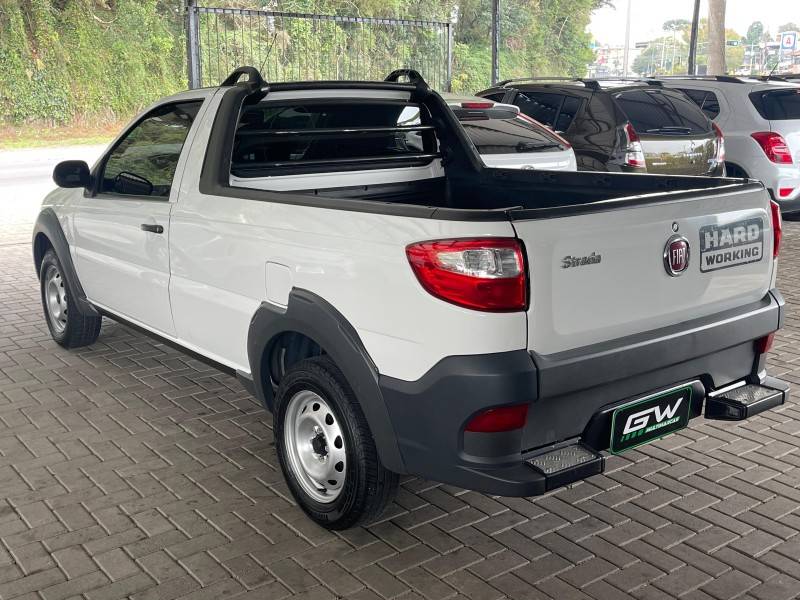 FIAT - STRADA - 2020/2020 - Branca - R$ 62.900,00