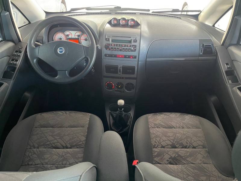 FIAT - IDEA - 2007/2007 - Verde - R$ 28.900,00
