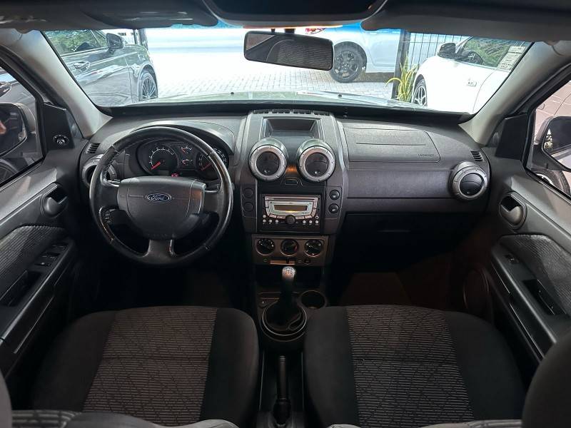 FORD - ECOSPORT - 2011/2012 - Prata - R$ 44.900,00