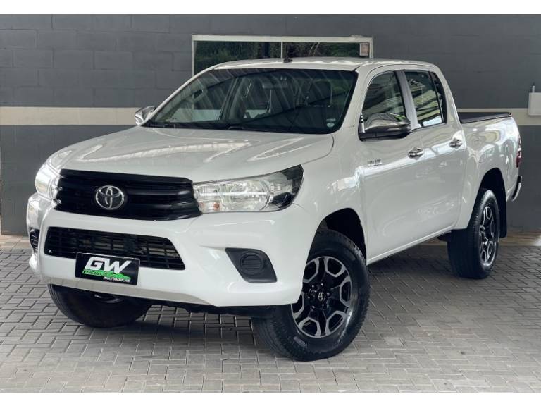 TOYOTA - HILUX - 2019/2019 - Branca - R$ 164.900,00
