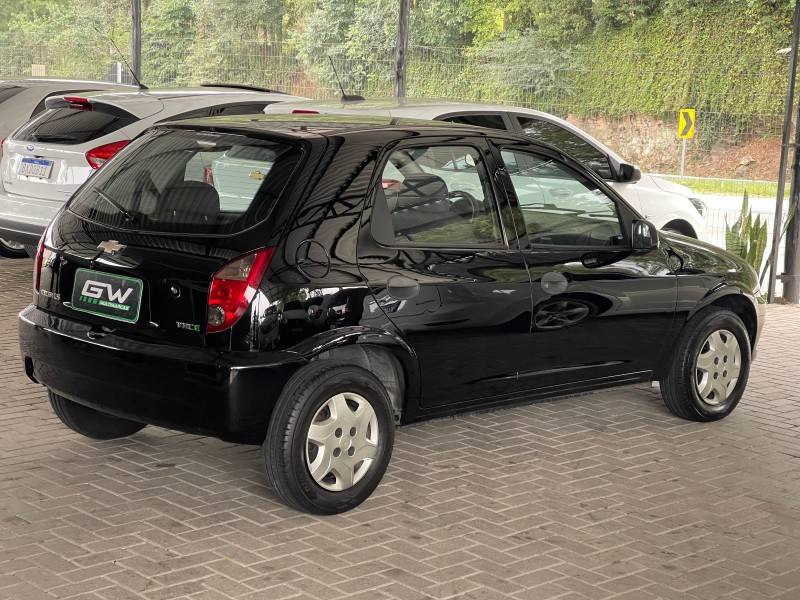 CHEVROLET - CELTA - 2013/2013 - Preta - R$ 28.900,00