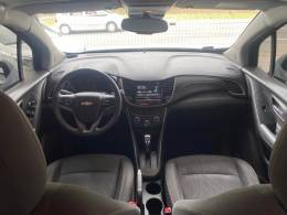 CHEVROLET - TRACKER - 2017/2018 - Branca - R$ 81.900,00