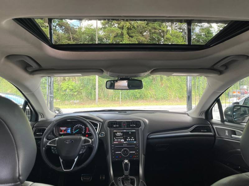 FORD - FUSION - 2016/2016 - Cinza - R$ 91.900,00
