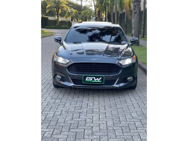 FORD - FUSION - 2016/2016 - Cinza - R$ 91.900,00