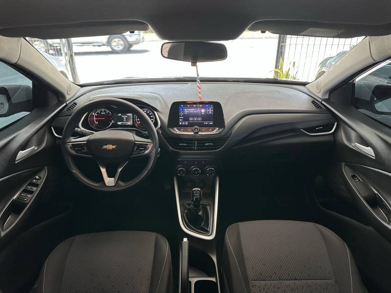 CHEVROLET - ONIX - 2019/2020 - Branca - R$ 70.900,00