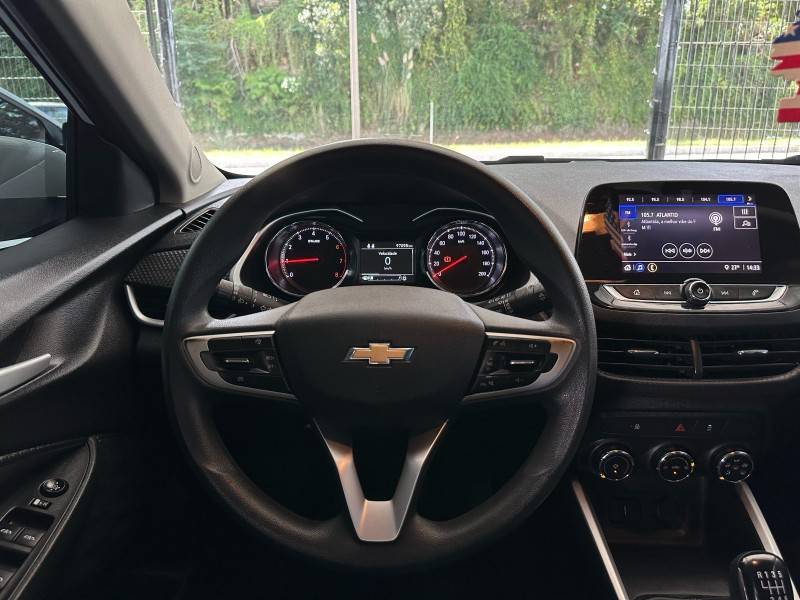 CHEVROLET - ONIX - 2019/2020 - Branca - R$ 70.900,00