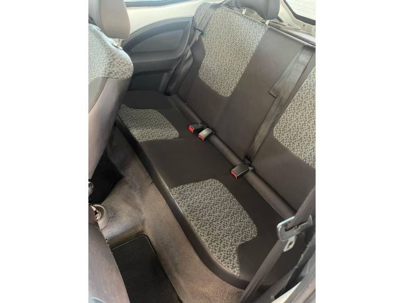 FORD - KA - 2011/2012 - Branca - R$ 23.900,00