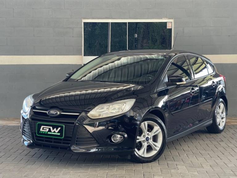 FORD - FOCUS - 2014/2014 - Azul - R$ 57.900,00