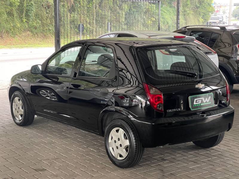 CHEVROLET - CELTA - 2013/2013 - Preta - R$ 28.900,00